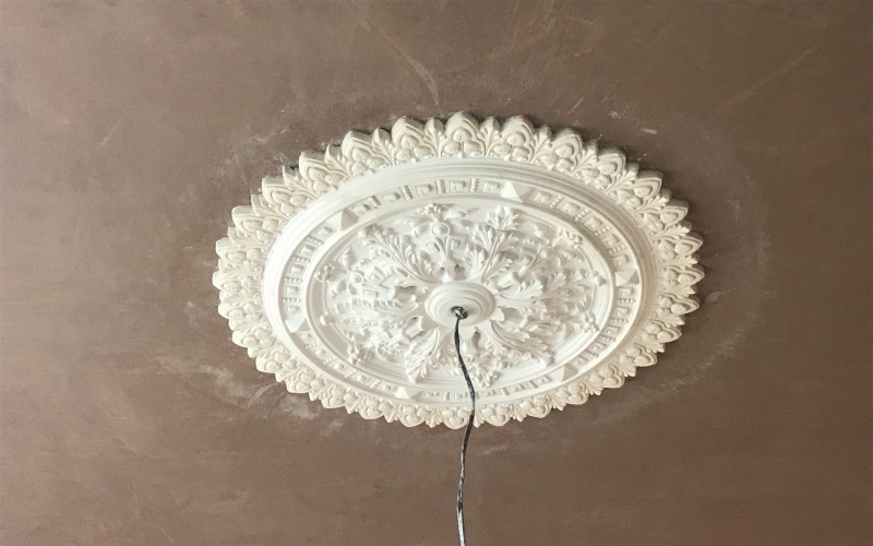 Decorative ceiling rose installation in Dundee